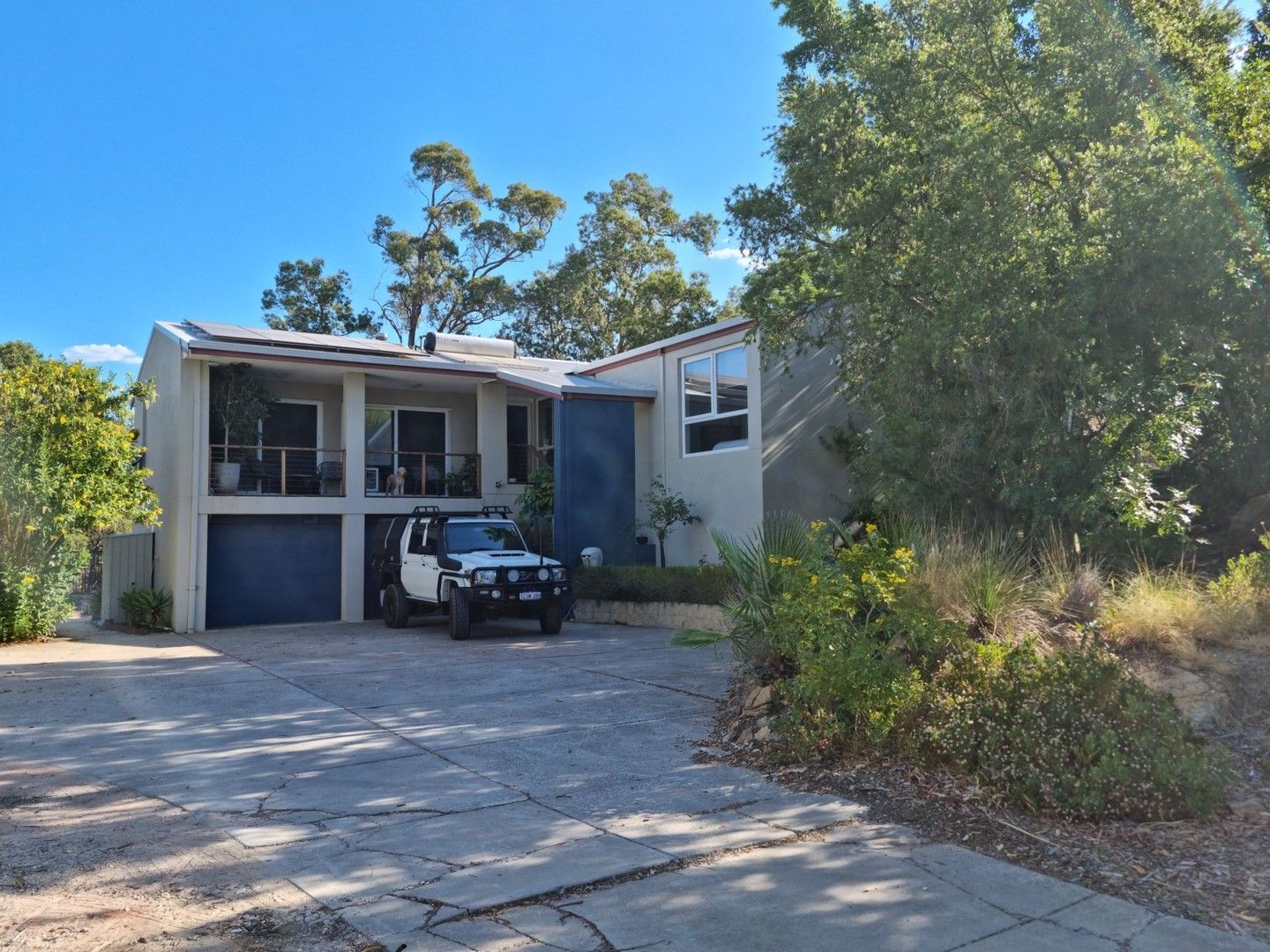 4 bedrooms House in 4 National Park Road SWAN VIEW WA, 6056