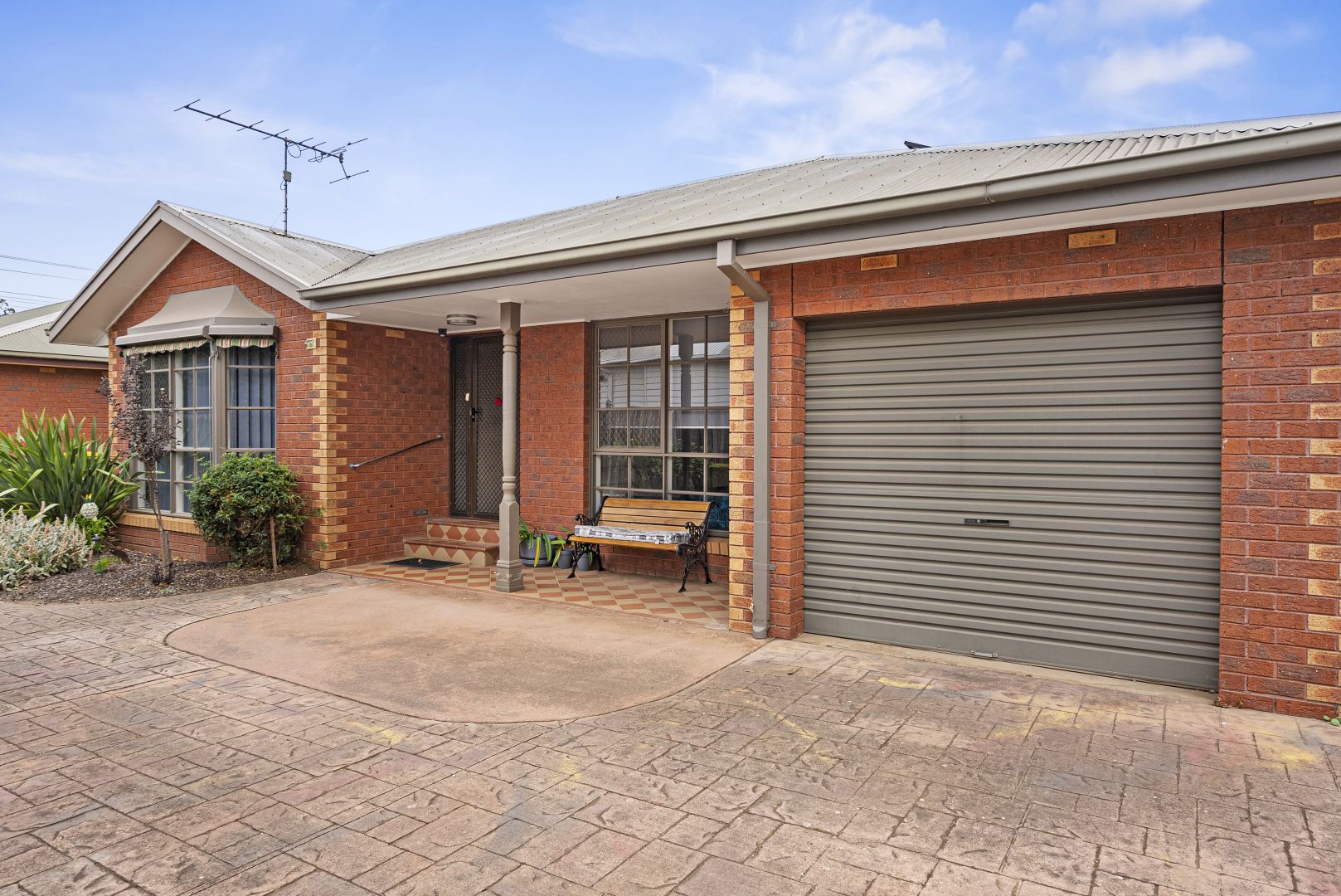 2/6 Waddell Street, Bacchus Marsh VIC 3340, Image 2