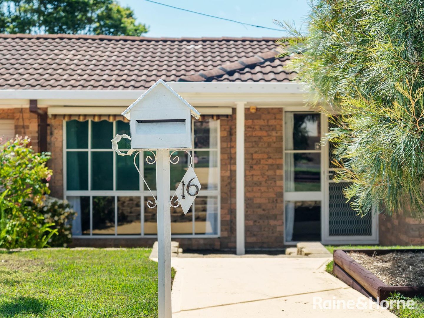 16 Kerns Road, Kincumber NSW 2251, Image 1