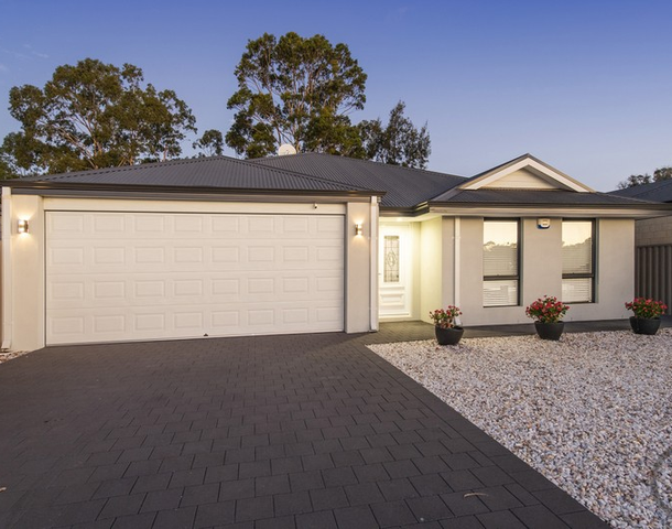 6 Sutcliffe Retreat, South Yunderup WA 6208