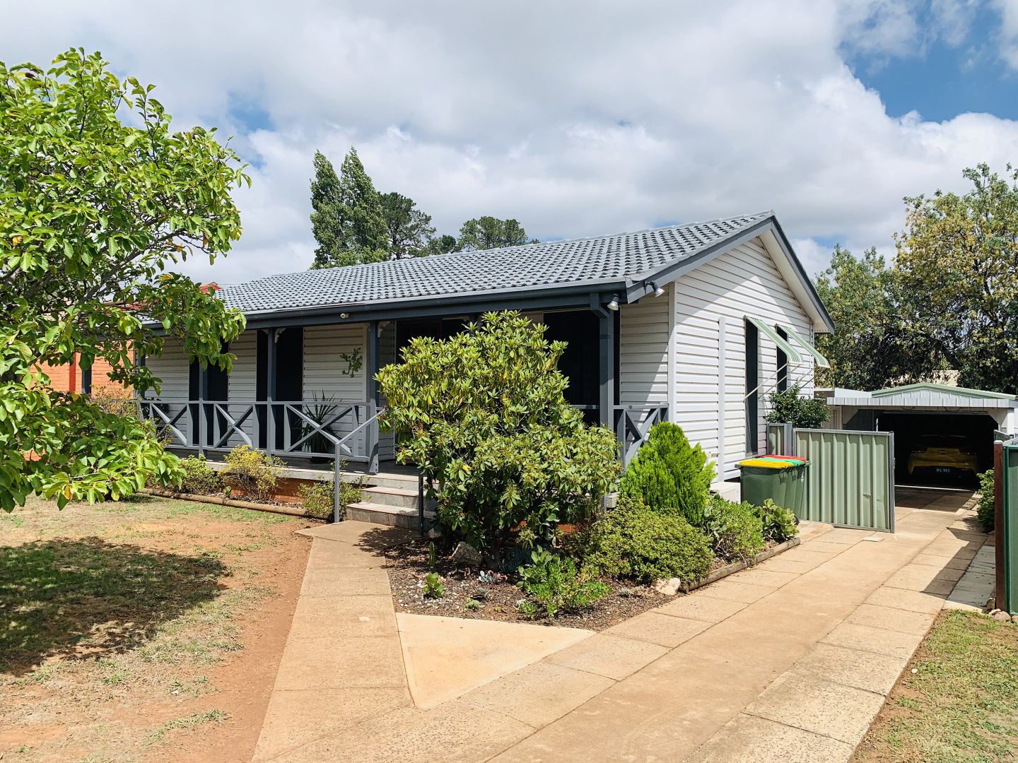 105 Lone Pine Avenue, Orange NSW 2800