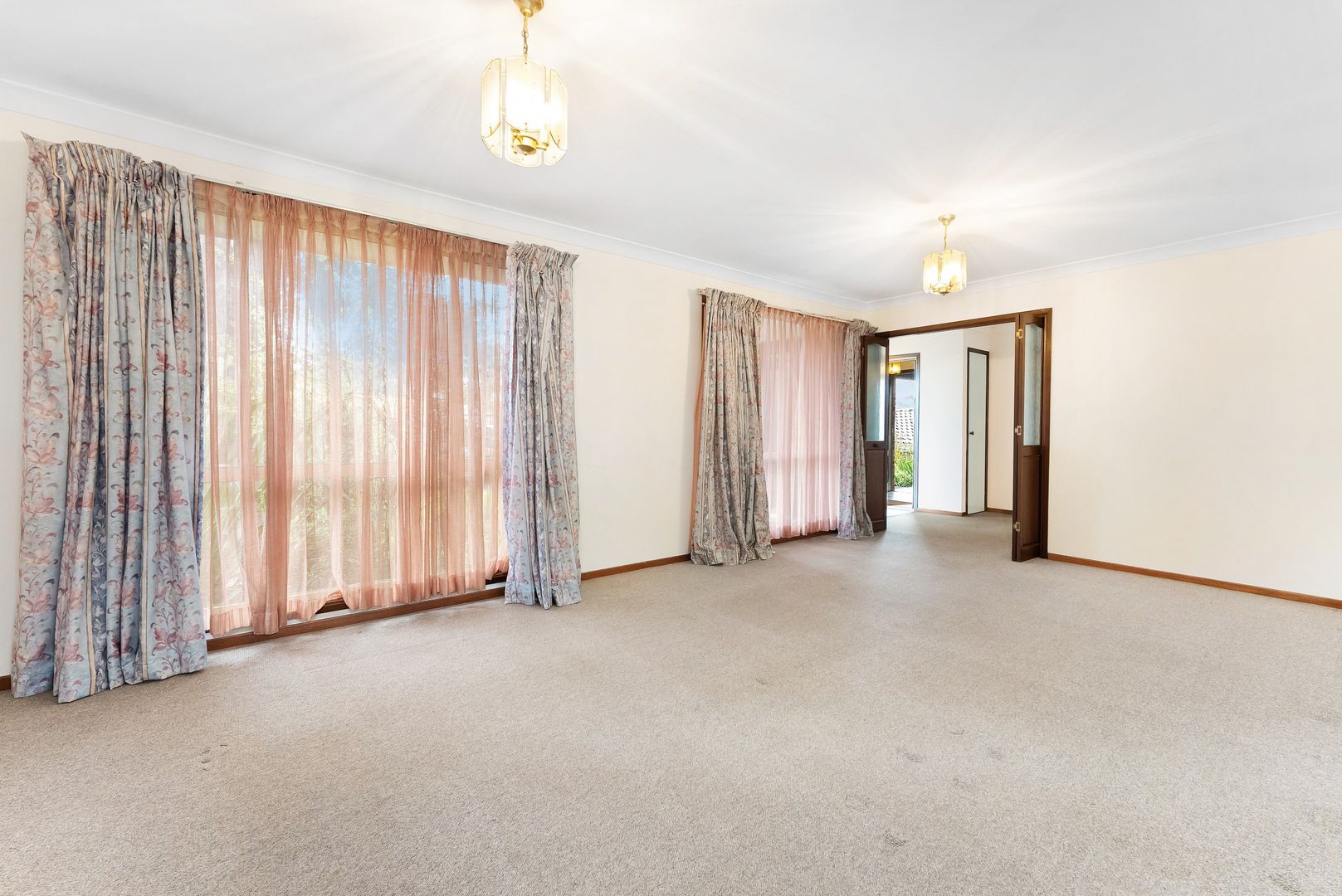 94 Parkes Street, Helensburgh NSW 2508 House For Rent 850 Domain