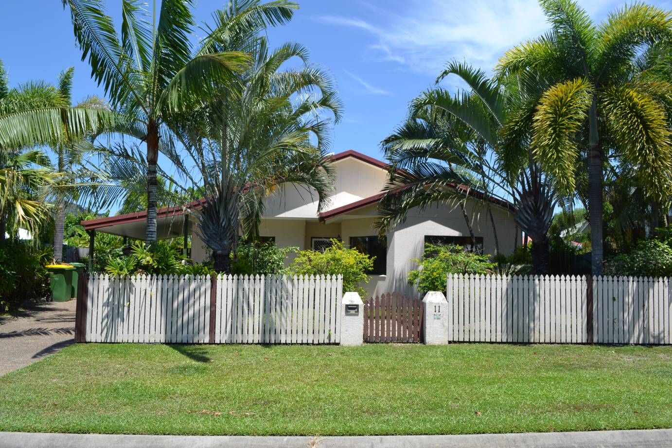 11 Dolphin Close, Kewarra Beach QLD 4879, Image 0