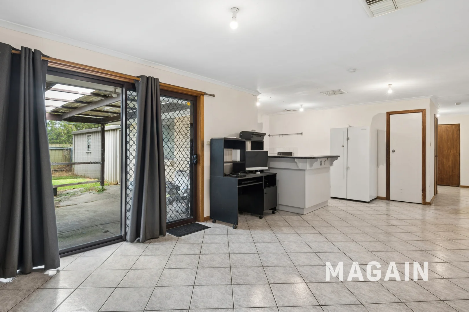 Additional image 4 of 15 Allman Avenue, Woodcroft SA 5162