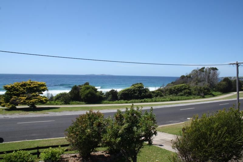 29 Dalmeny Drive, Kianga NSW 2546, Image 0