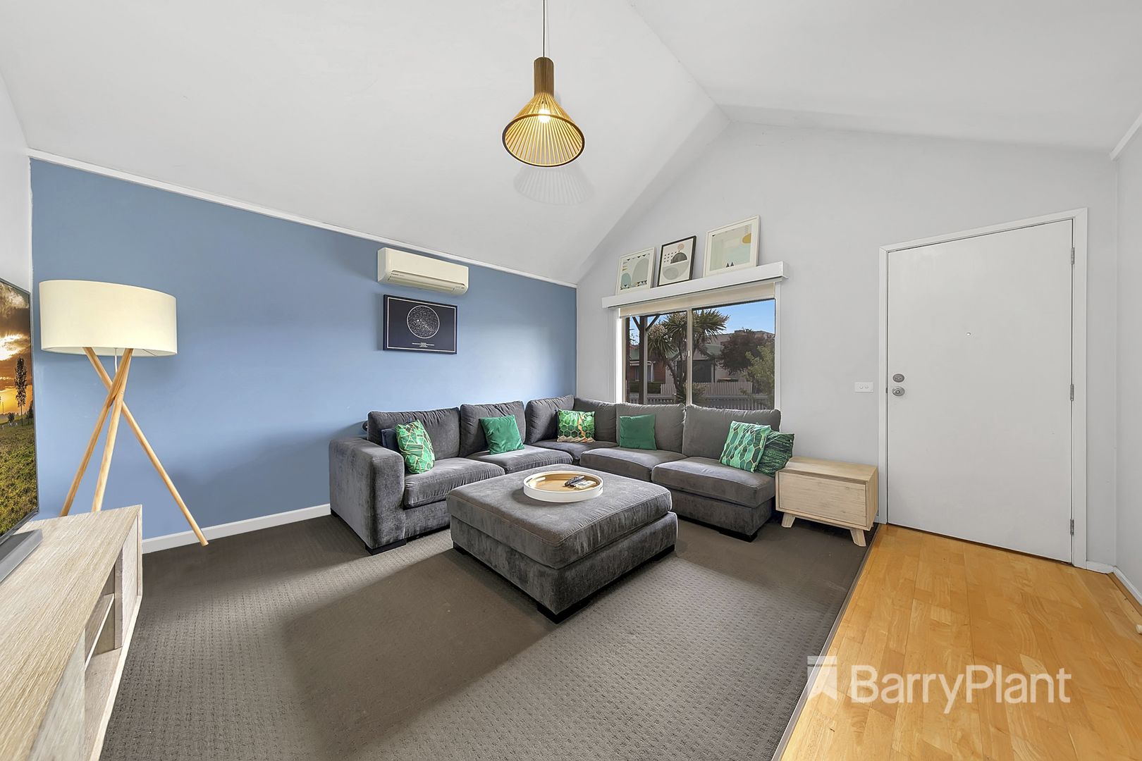 24 Benjamin Close, Bundoora VIC 3083, Image 1