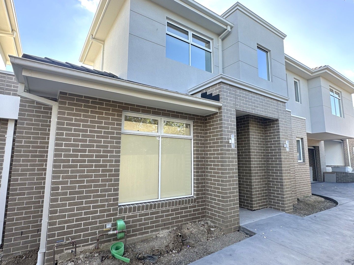 3 bedrooms Townhouse in 2/8 Cool Street RESERVOIR VIC, 3073