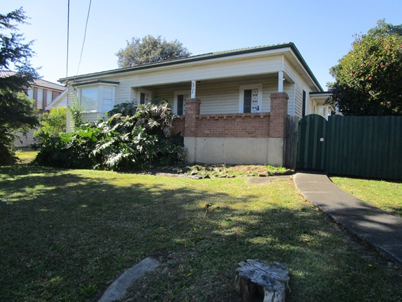 37 Picnic Point Road, Panania NSW 2213