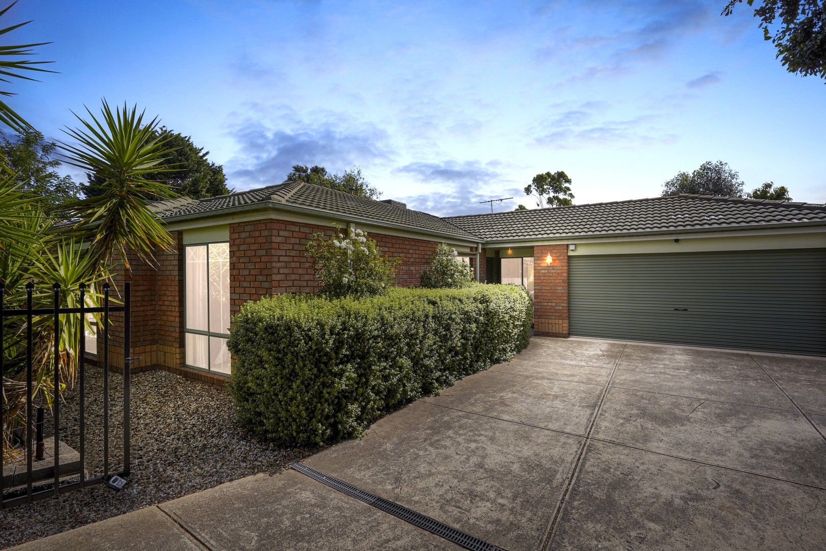 3 Andre Court, Cranbourne West VIC 3977, Image 0