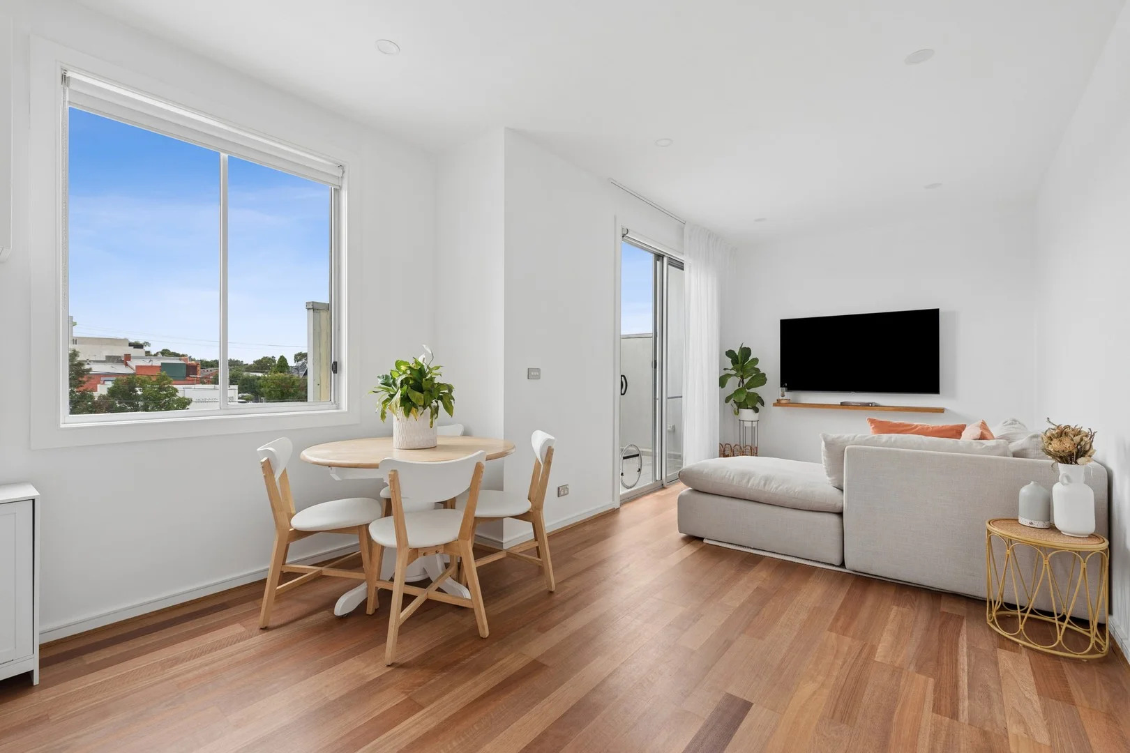 2/173 McKinnon Road, McKinnon VIC 3204