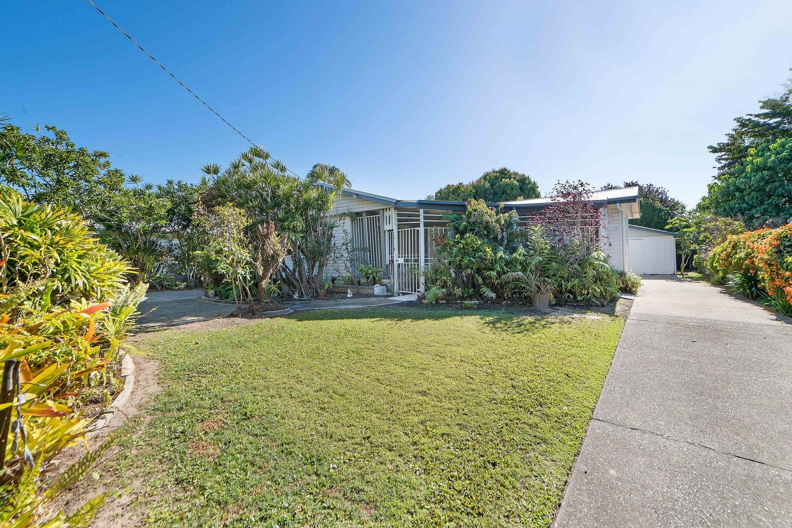 4 bedrooms House in 22 Stockbridge Street WEST MACKAY QLD, 4740