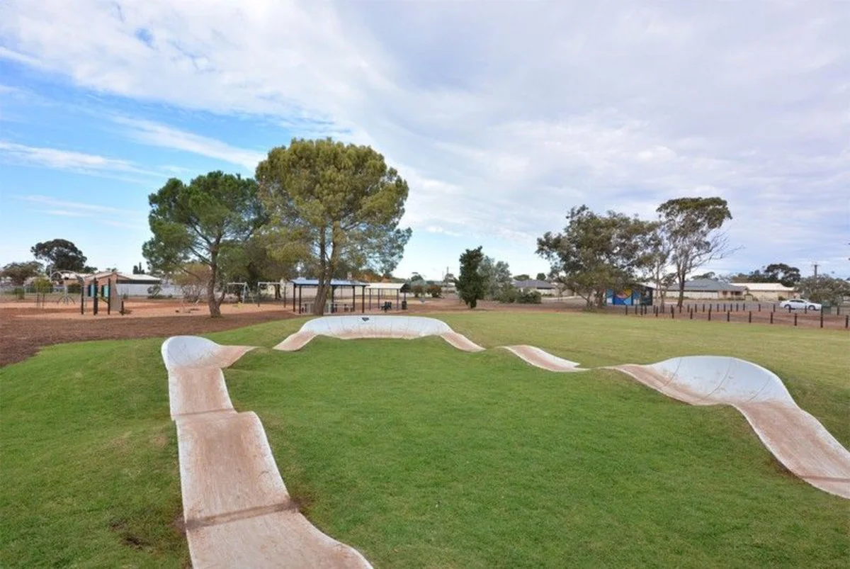 Additional image 9 of 39 Mcritchie Crescent, Whyalla Stuart SA 5608