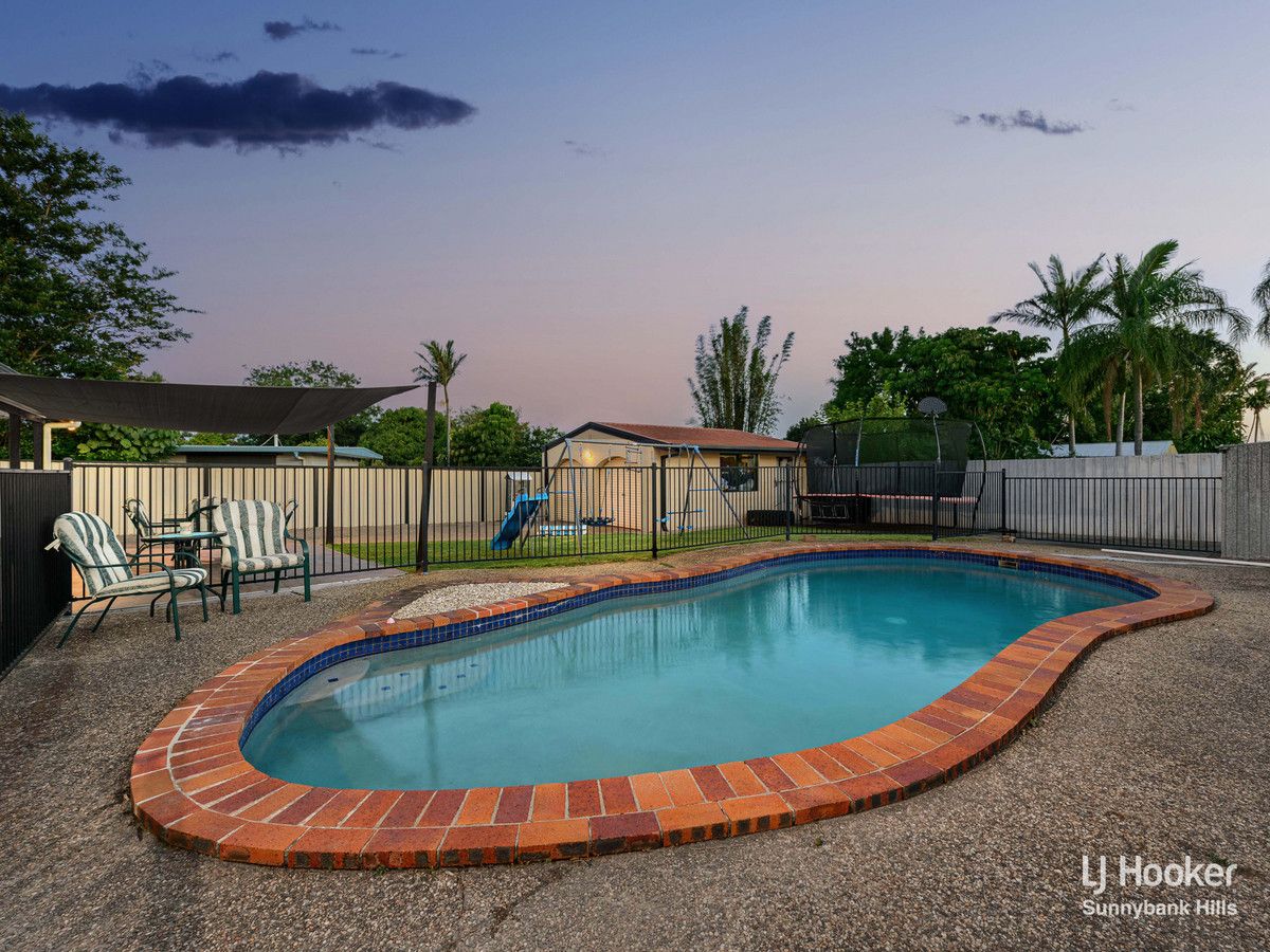 24 Bywater Street, Hillcrest QLD 4118, Image 2