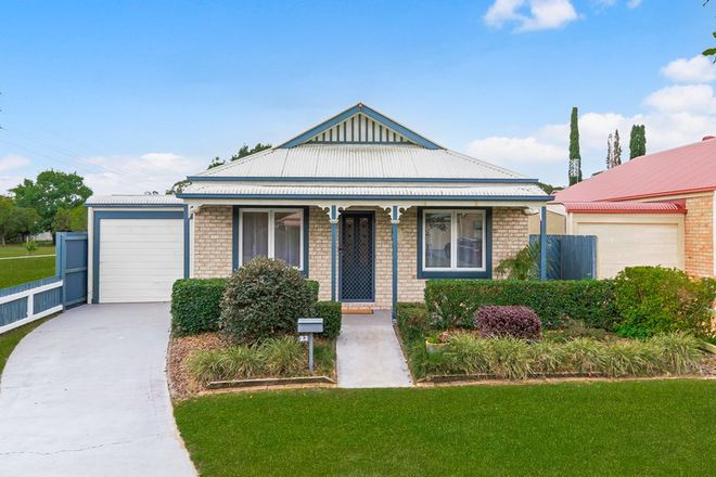 Picture of 23 Chesterton Crescent, SIPPY DOWNS QLD 4556