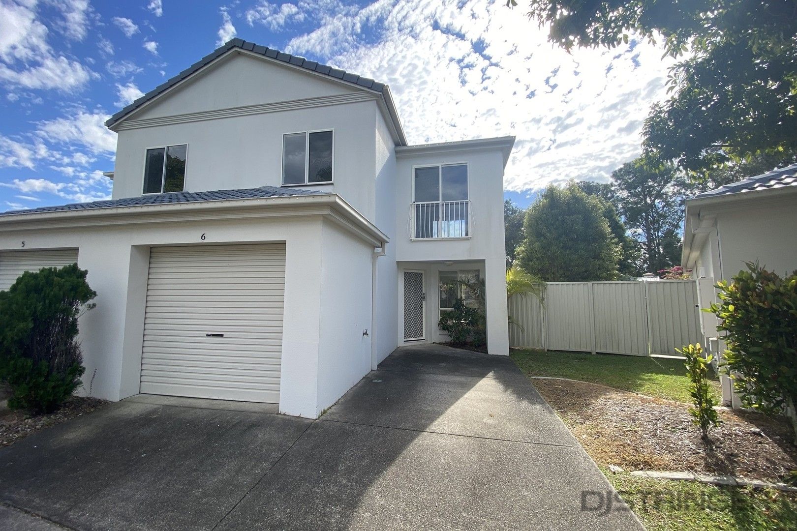 3 bedrooms Townhouse in 6/1 Falcon Way TWEED HEADS NSW, 2485