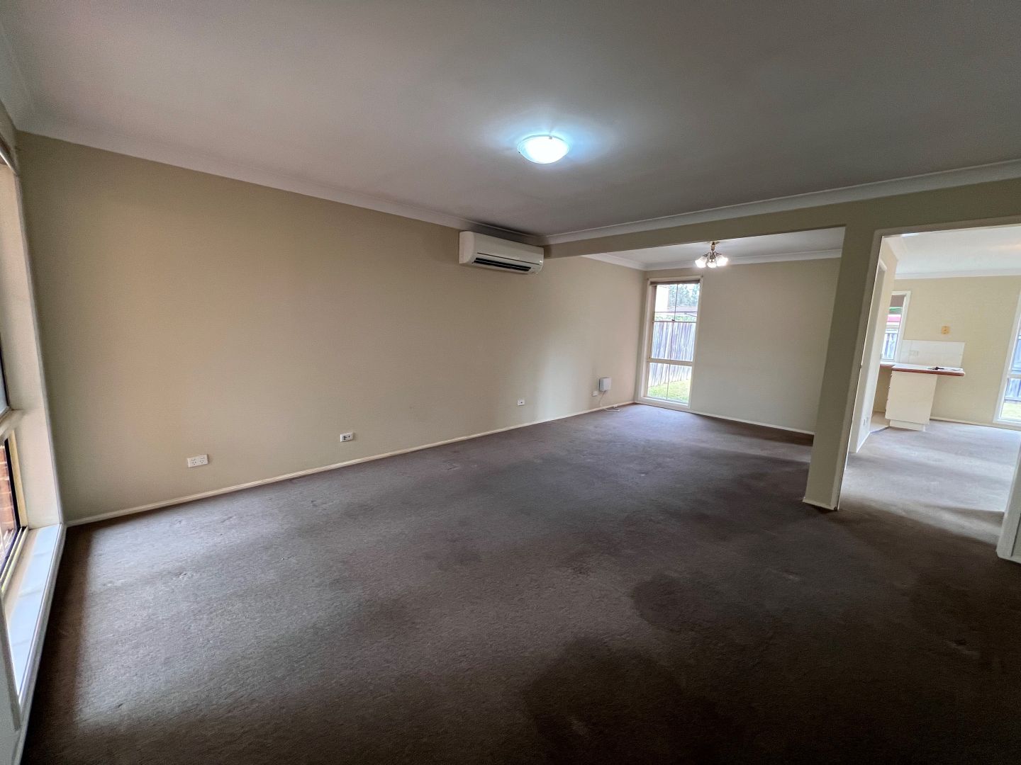 72 Burrinjuck Dr, Woodcroft NSW 2767 House For Rent Domain