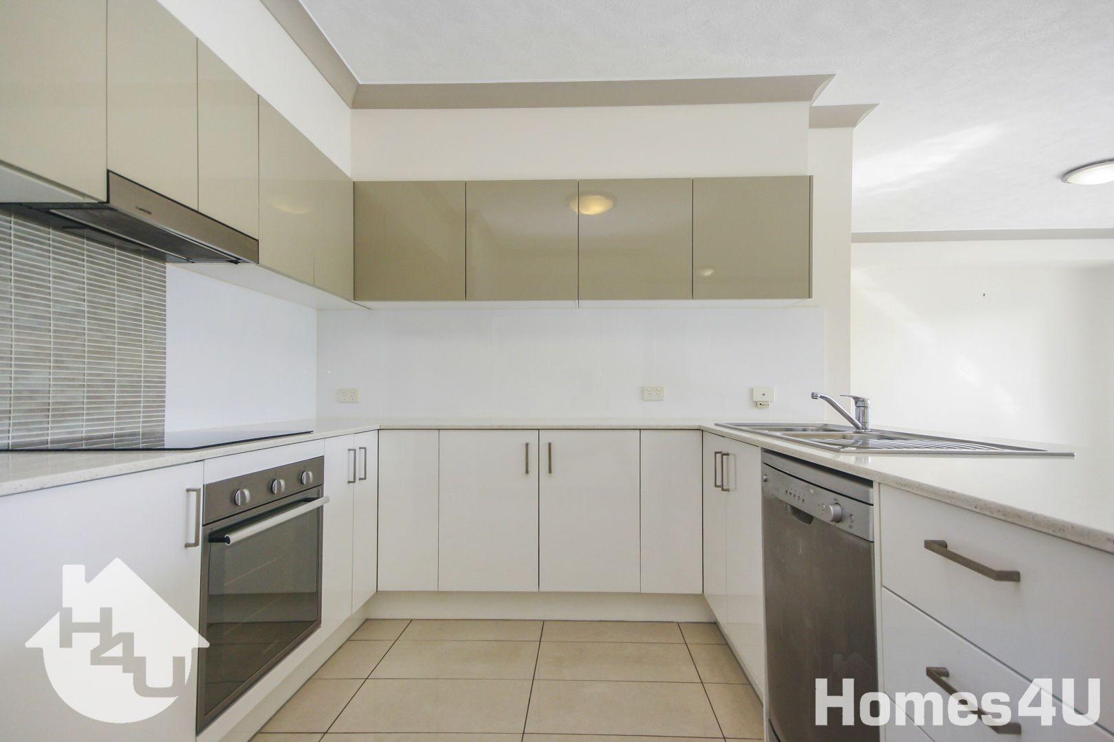 Unit 4/7 Sutton Street, Redcliffe QLD 4020, Image 1