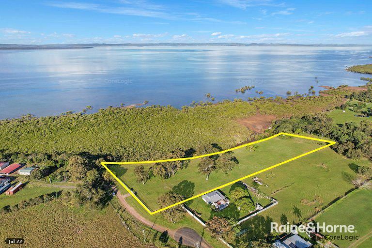 1 Shore Road East, Booral QLD 4655