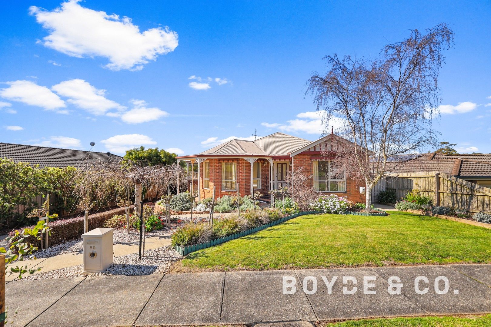 50 Outlook Drive, Drouin VIC 3818 Domain