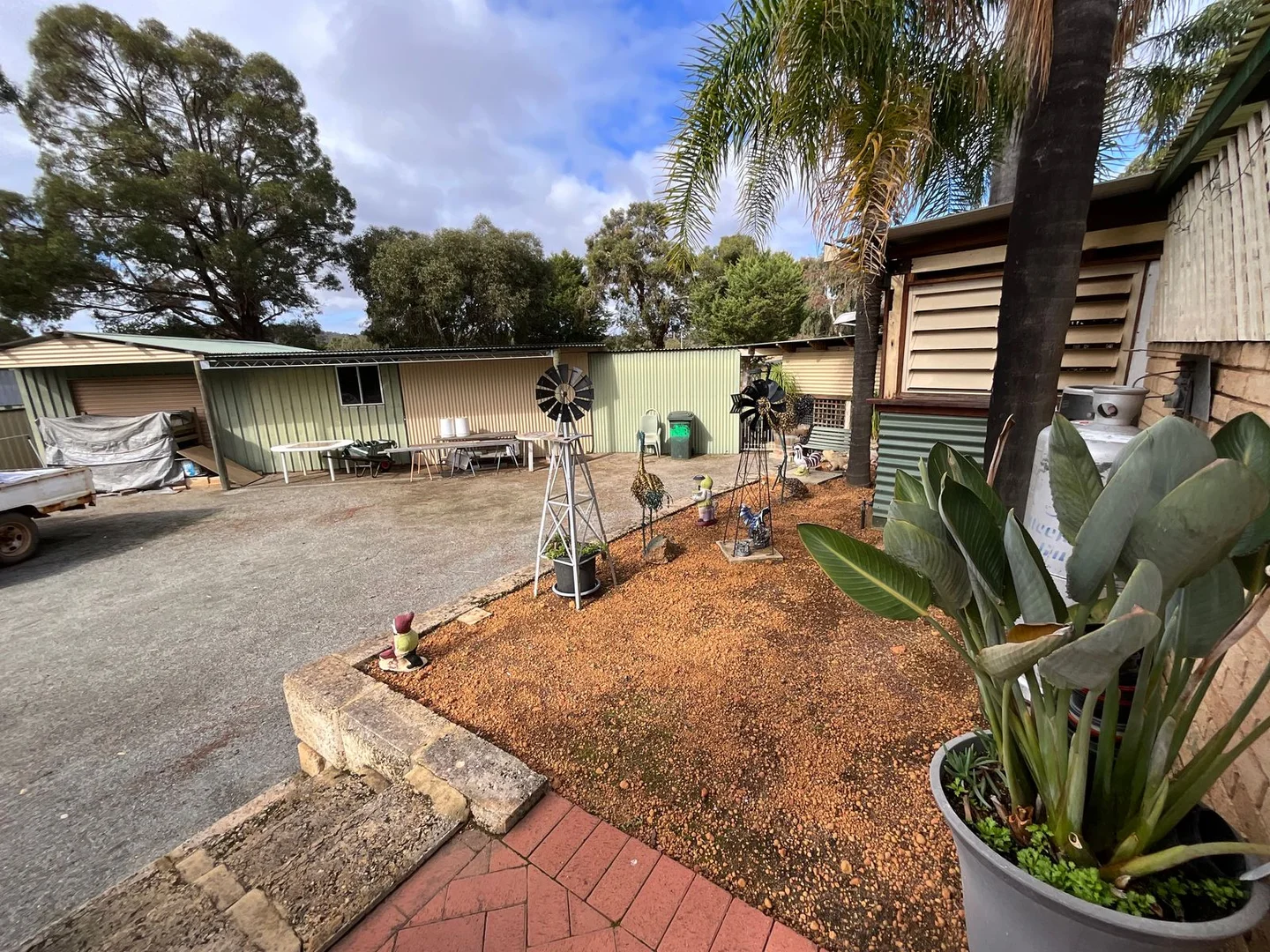 Image 25