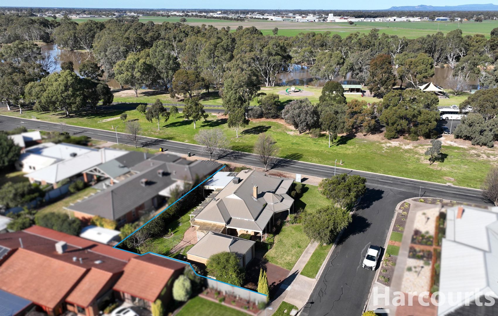 126 Barnes Boulevard, Horsham VIC 3400, Image 1