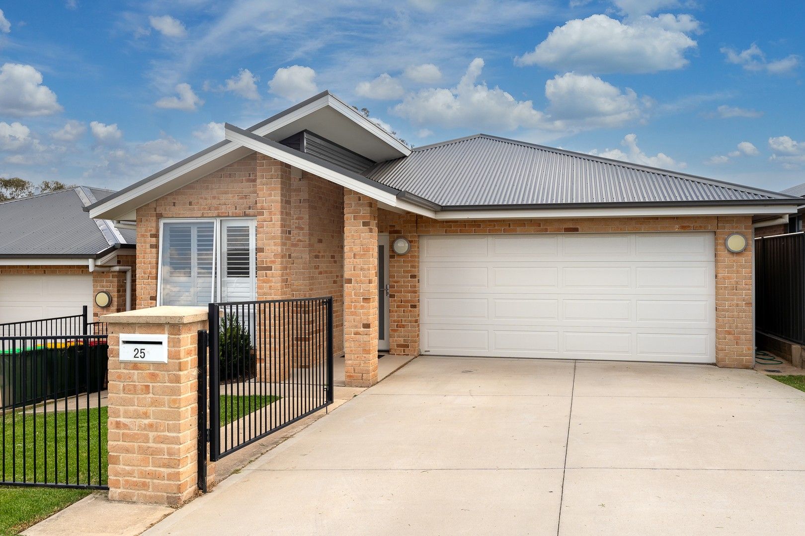 25 William Maker Drive, Orange NSW 2800, Image 0