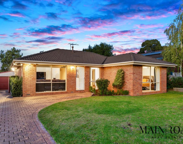 9 Lister Crescent, Sunbury VIC 3429