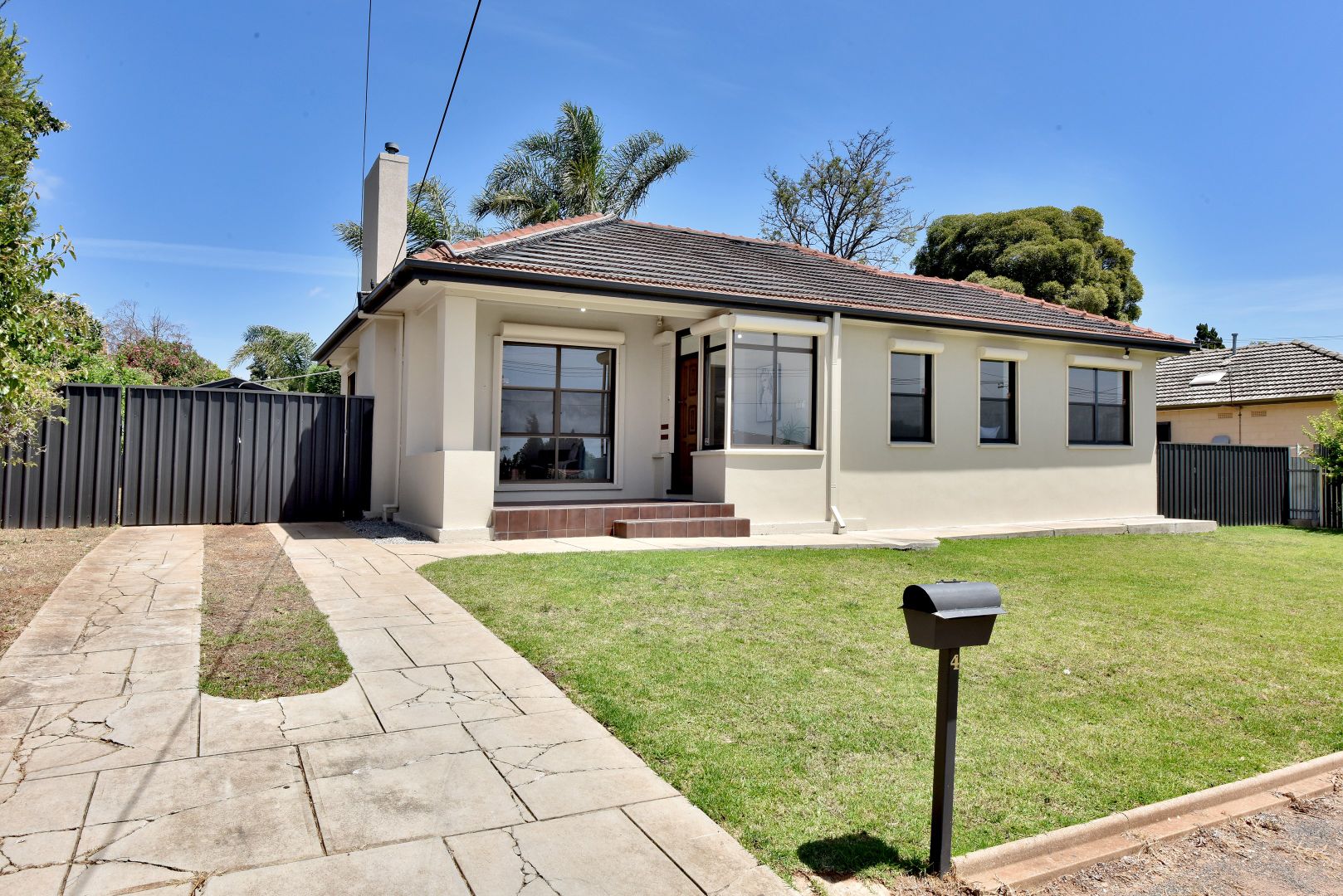 4 Tarnham Road, Height Property History & Address Research