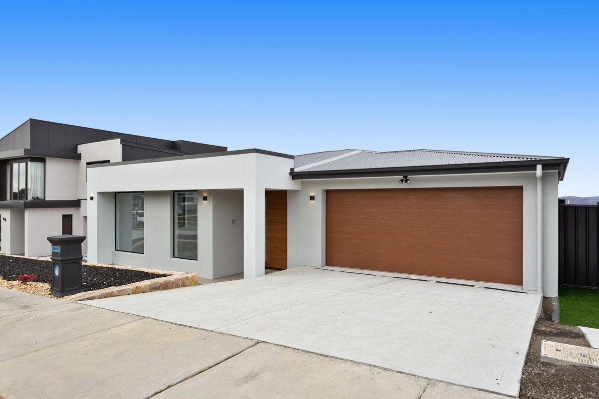 8 Scorer Street, Taylor ACT 2913, Image 1