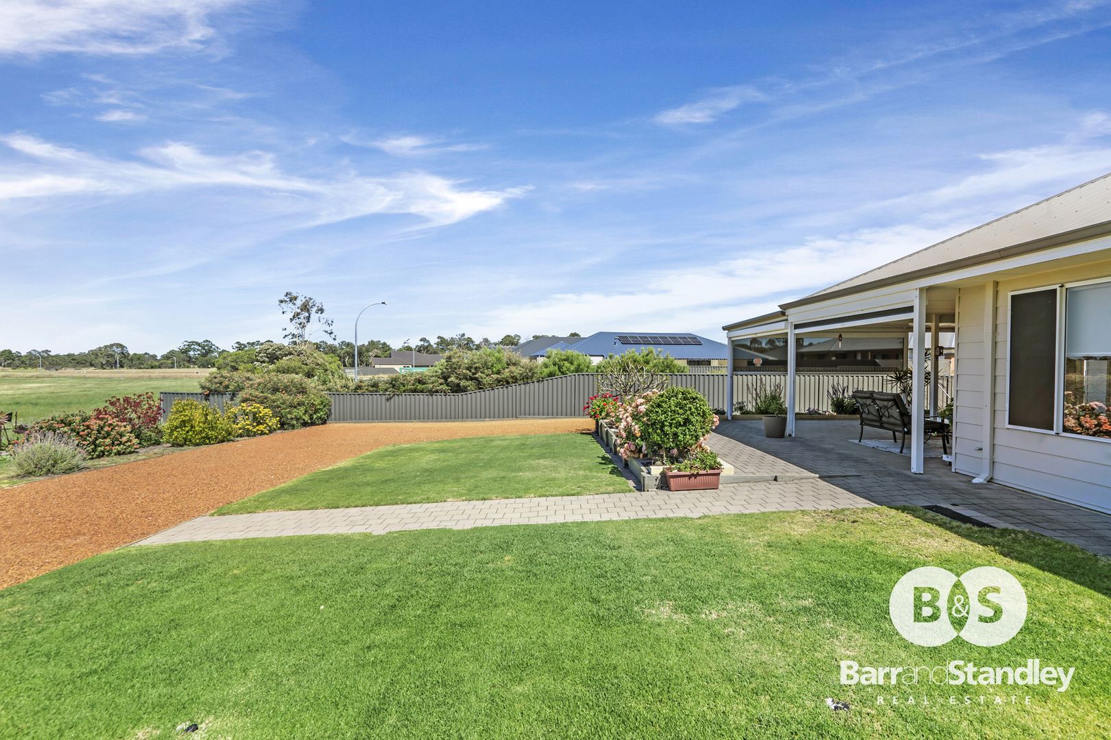 60 Hinge Road, Harvey WA 6220, Image 2