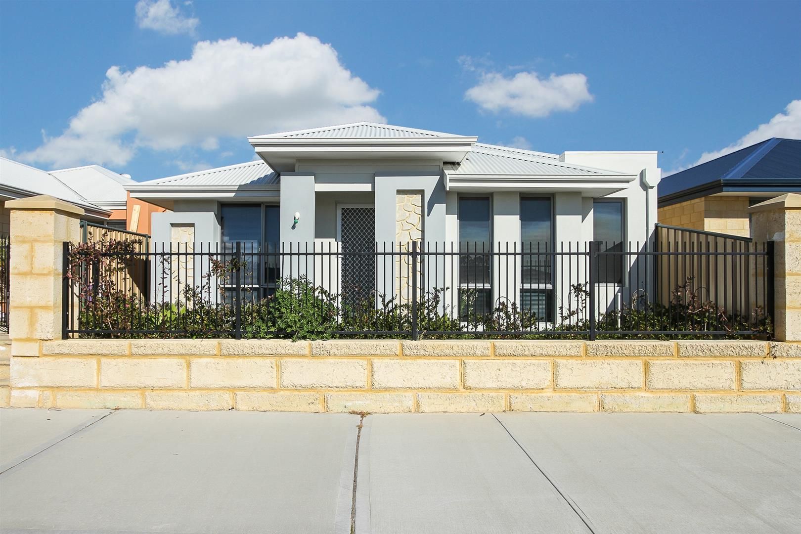 3 bedrooms House in 84 Morwell Street YANCHEP WA, 6035