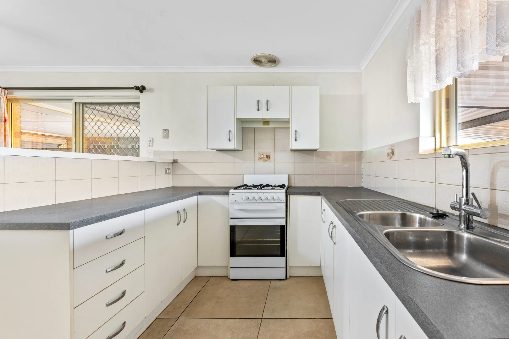 Additional image 7 of 4/93-95 Martins Rd, Salisbury Downs SA 5108