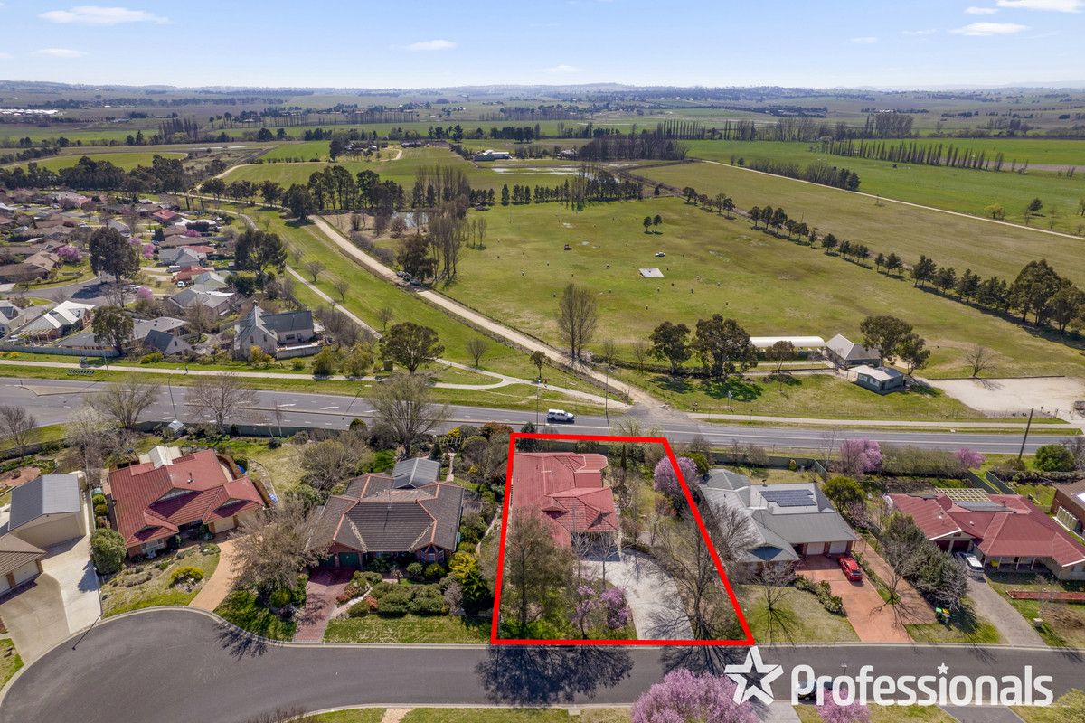 24 Cedar Drive, Llanarth NSW 2795, Image 2