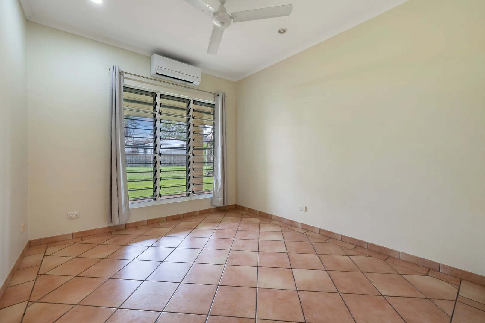 Additional image 14 of 34 Carnoustie Circuit, Marrara NT 0812