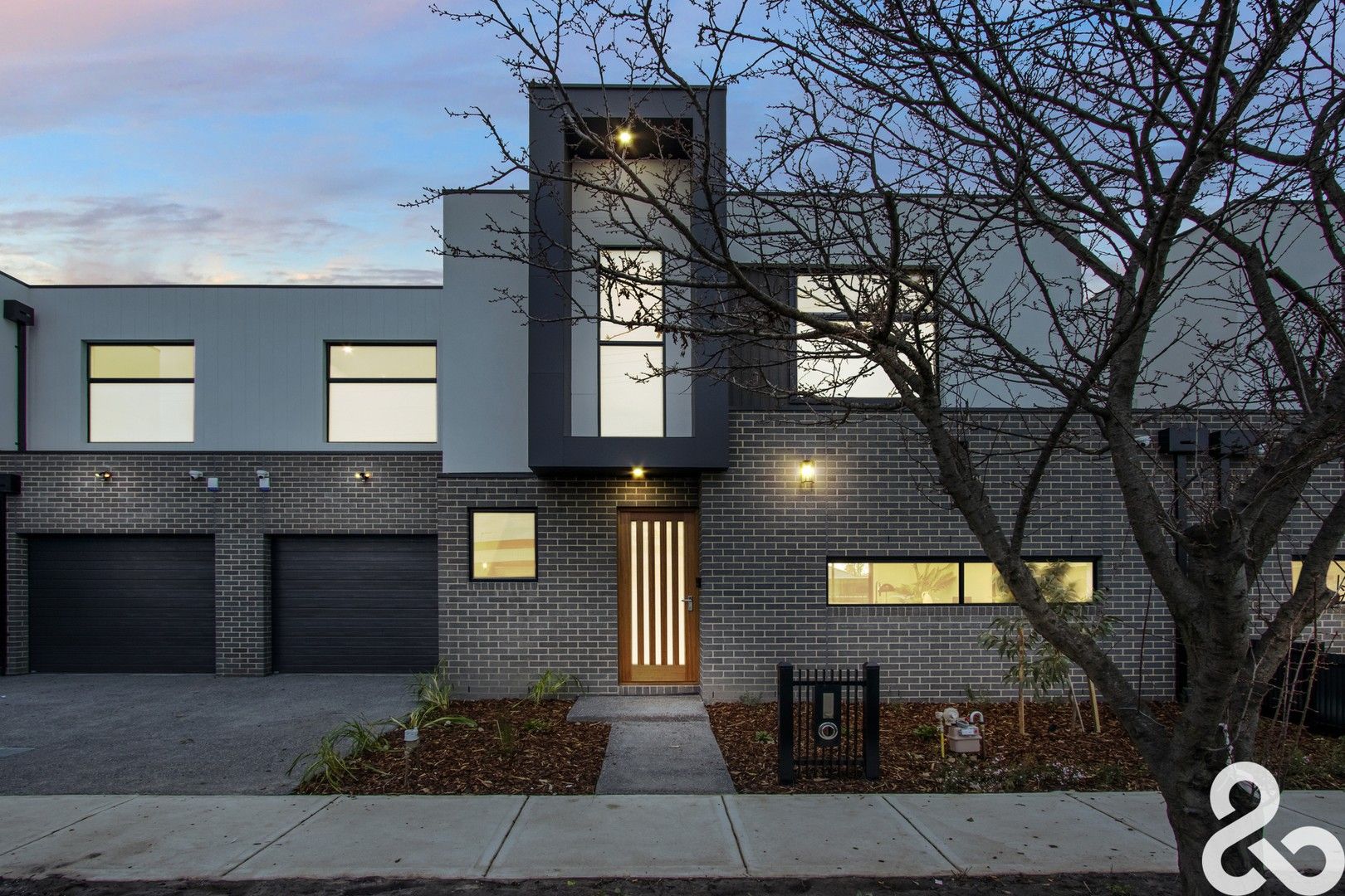 3 bedrooms Townhouse in 52B Banff Street RESERVOIR VIC, 3073