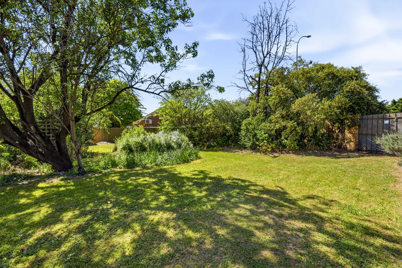 102 Stornaway Road, Queanbeyan NSW 2620 - House For Rent | Domain