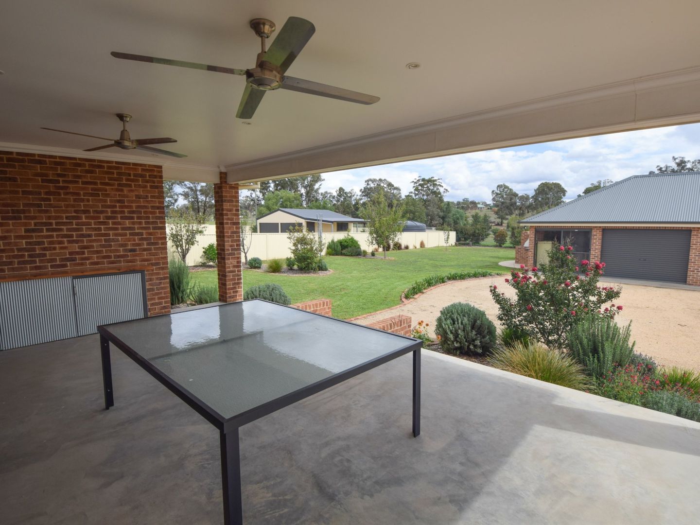 17 Huckel Street, Grenfell NSW 2810, Image 2