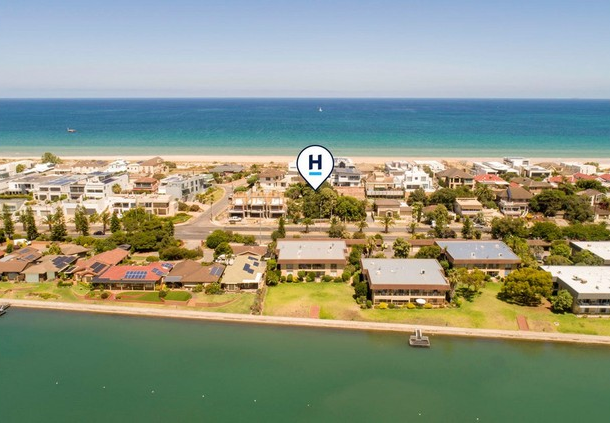 84 Seaview Road, Tennyson SA 5022