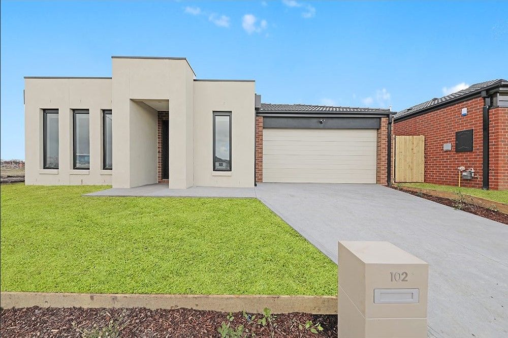 102 Newbridge Boulevard, Wallan VIC 3756 House For Rent Domain