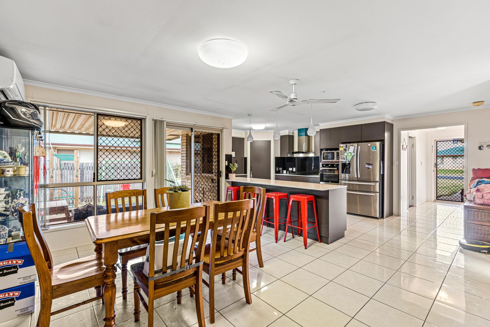 24 Shannon Court, Oakey QLD 4401, Image 2