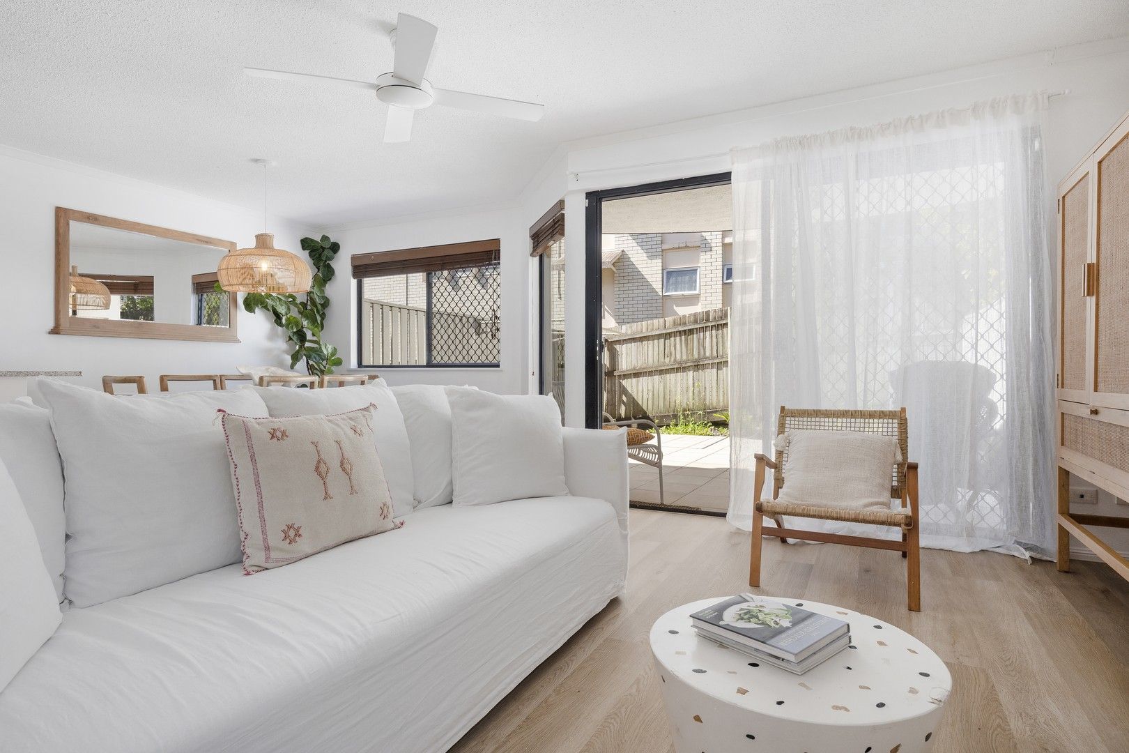 2 bedrooms Apartment / Unit / Flat in 5/12-14 Lindsay Street ALEXANDRA HEADLAND QLD, 4572