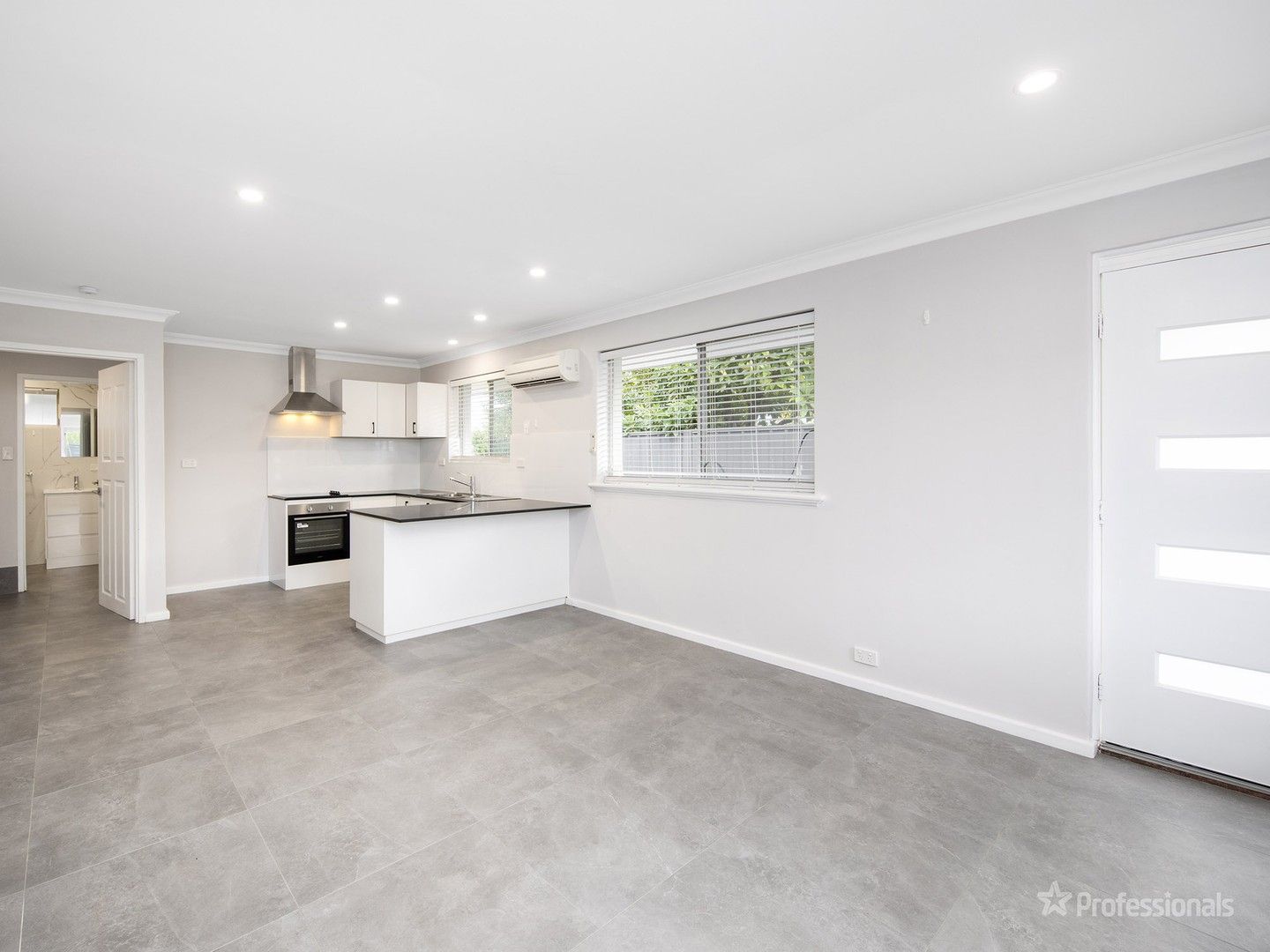 2 bedrooms House in 4 Farman Place HAMERSLEY WA, 6022
