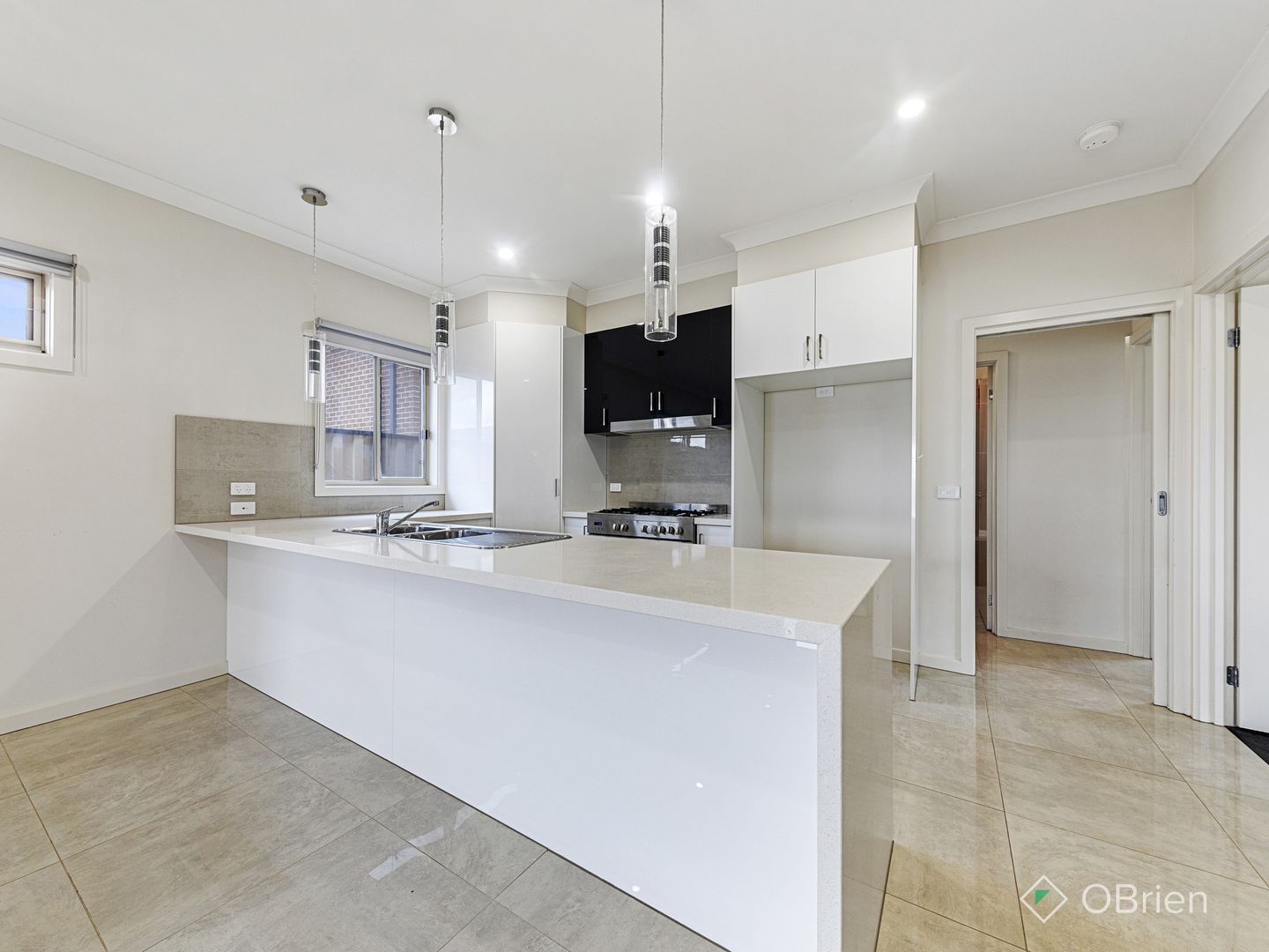 1/52 Genevieve Circuit, Cranbourne East VIC 3977, Image 1