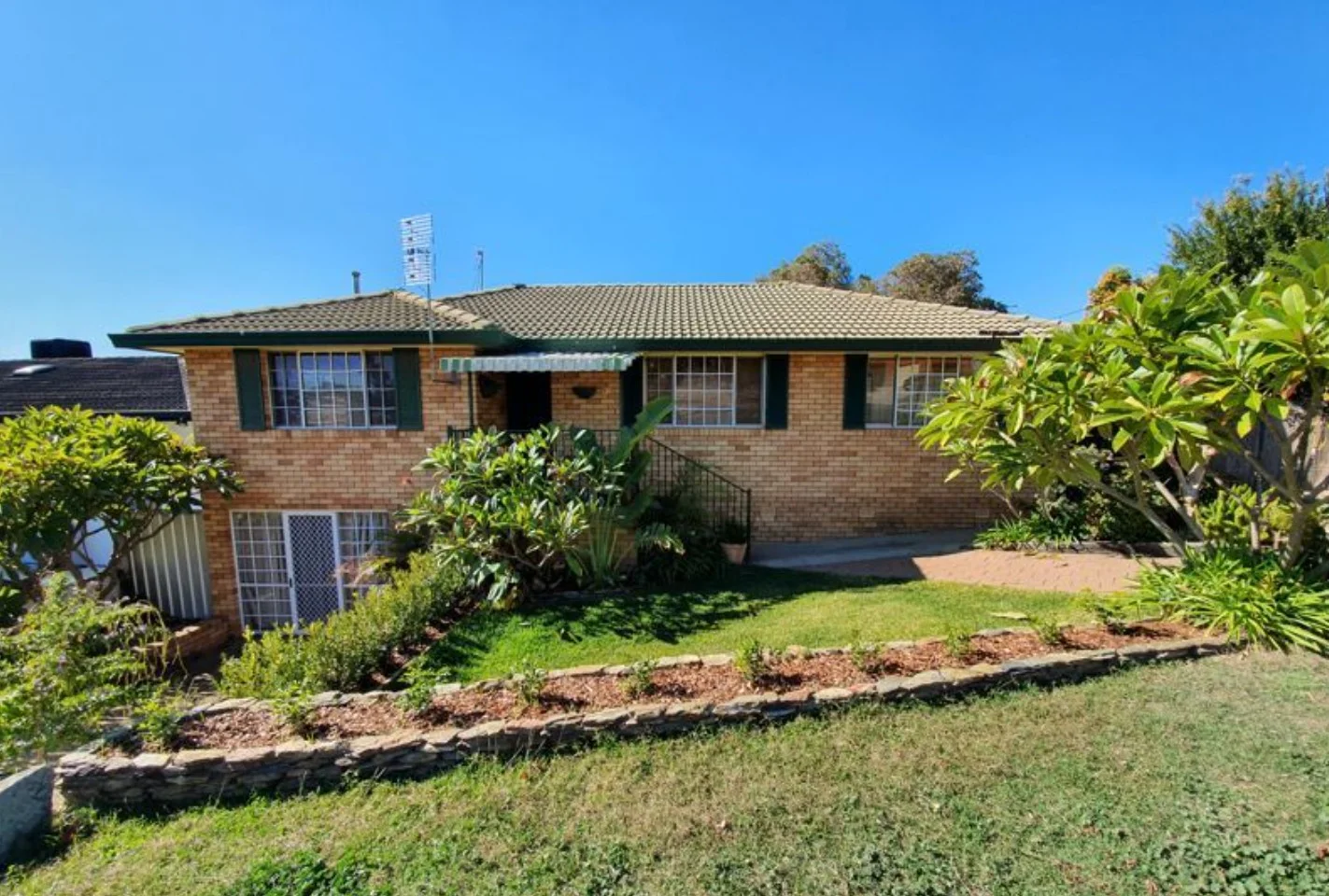 43 Croydon Avenue, Tamworth NSW 2340