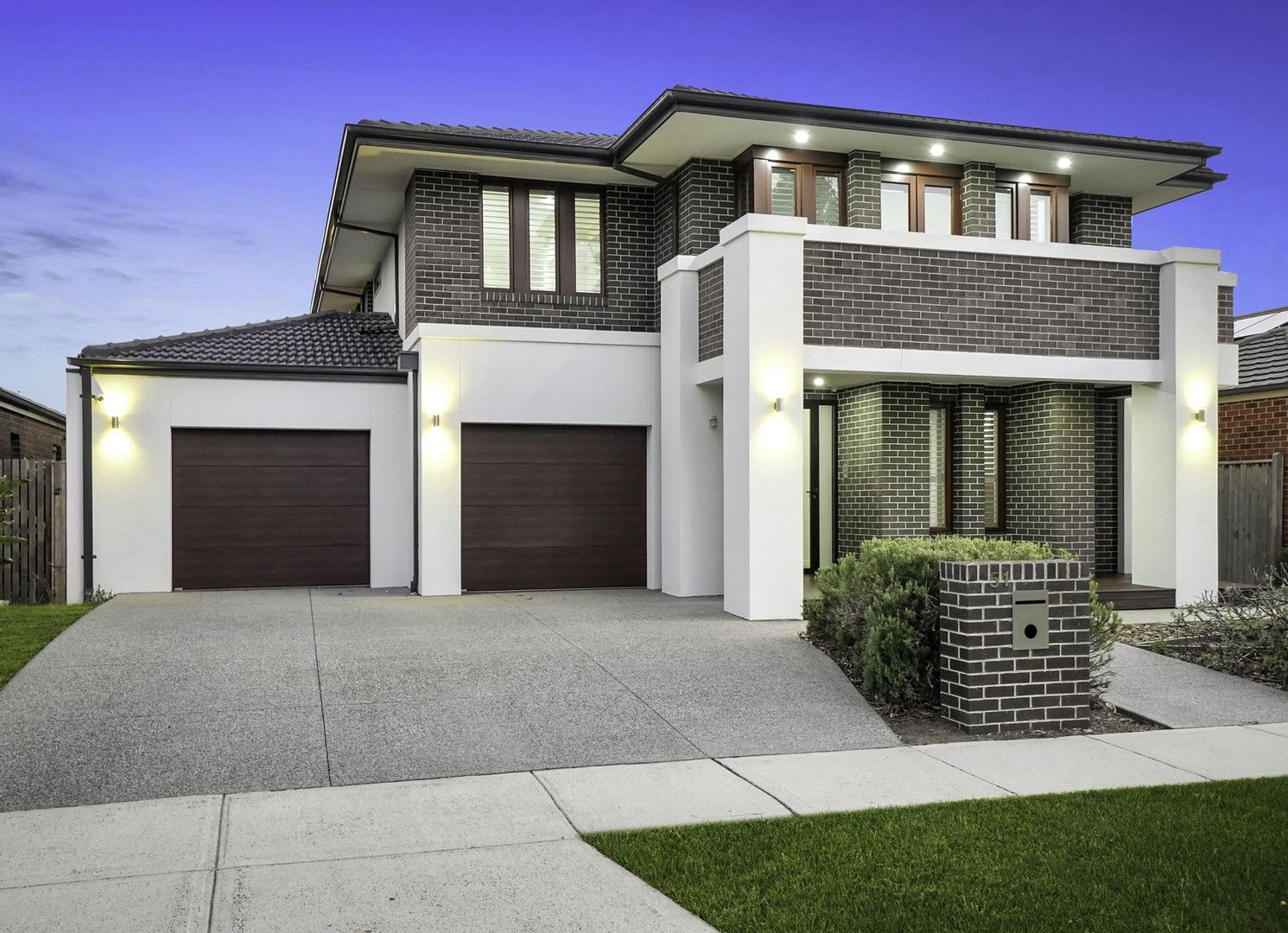 5 bedrooms House in 51 Mclachlan Drive WILLIAMS LANDING VIC, 3027