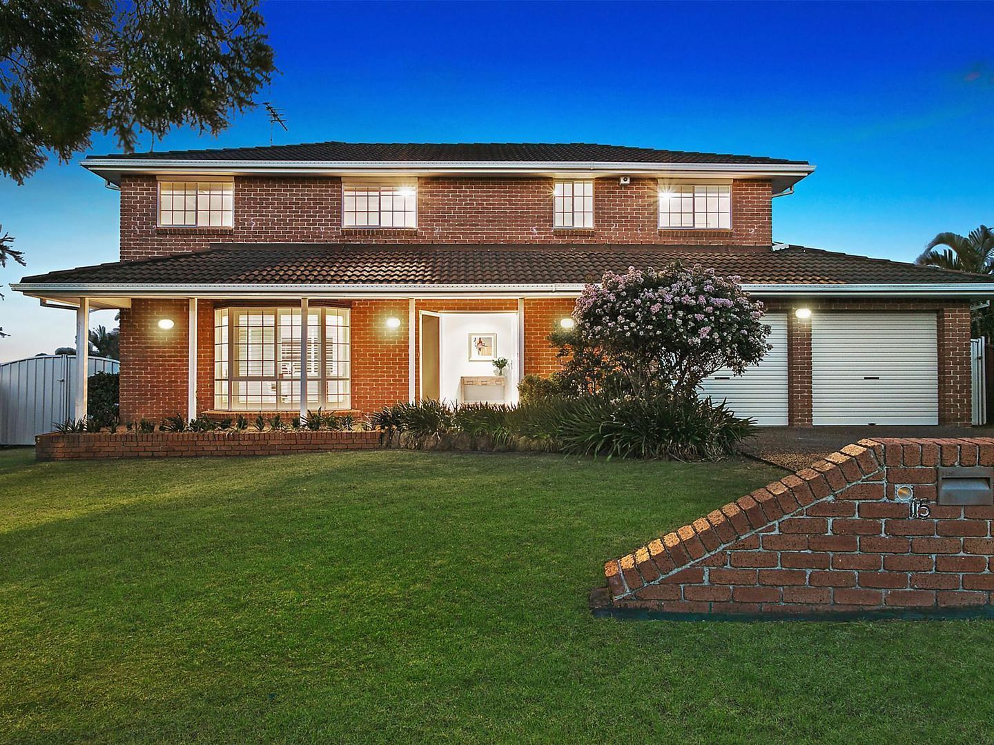 15 Alligator Place, Kearns NSW 2558