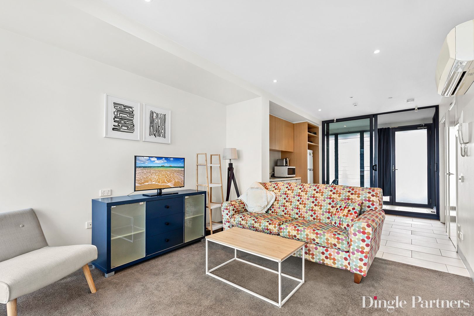 808/565 Flinders Street, Melbourne VIC 3000, Image 2