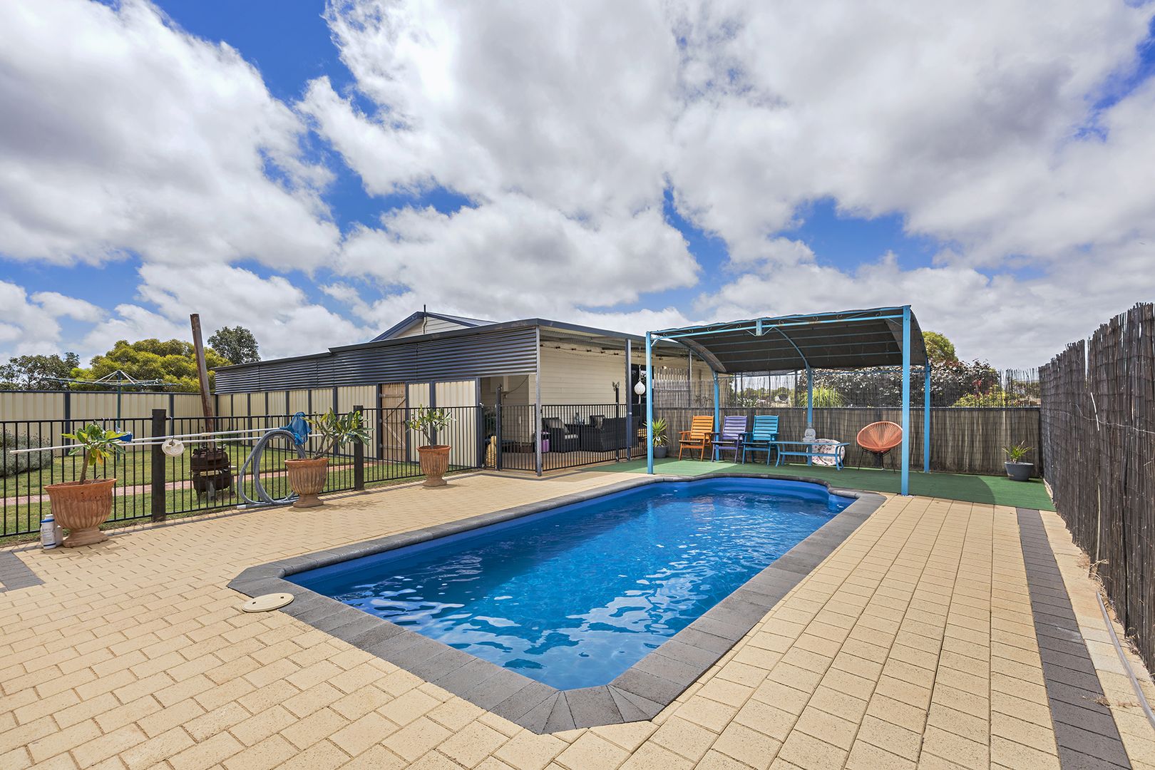 6 Roding Court, Deepdale WA 6532, Image 2