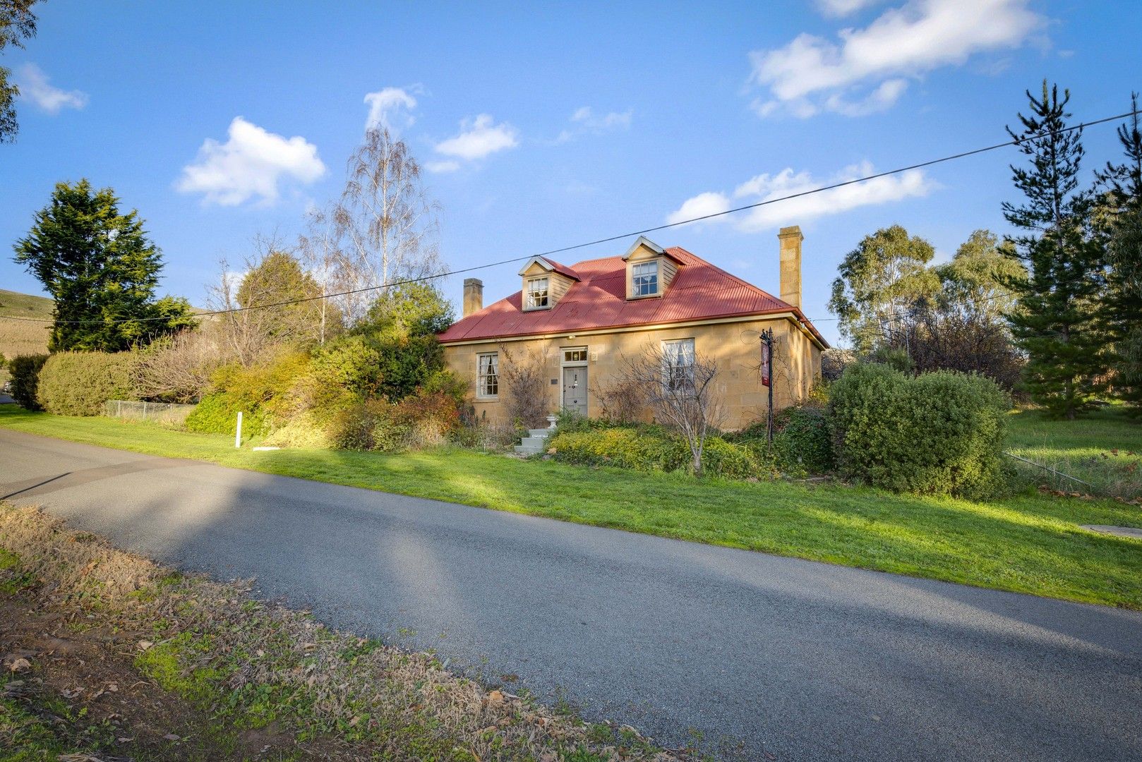 5 bedrooms House in 12 Arthur Street HAMILTON TAS, 7140