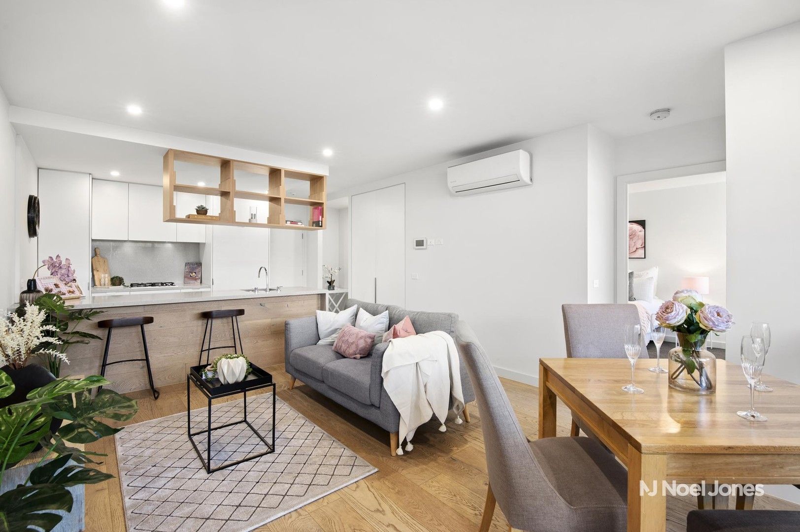 2 bedrooms Apartment / Unit / Flat in 104/20-22 Canterbury Road BLACKBURN SOUTH VIC, 3130